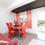 With A Parking Space Okrug Donji, Ciovo - 15848 Apartman