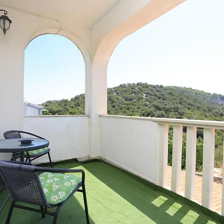 Apartman With A Parking Space Okrug Donji, Ciovo - 15848 *